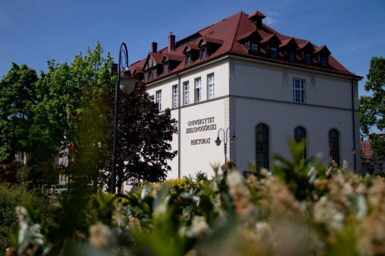 Uniwersytet Zielonogórski, rektorat (fot. Justyna Czarnecka)