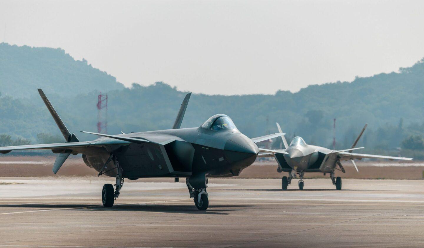 Na zdjęciu: Chiński myśliwiec J-35
