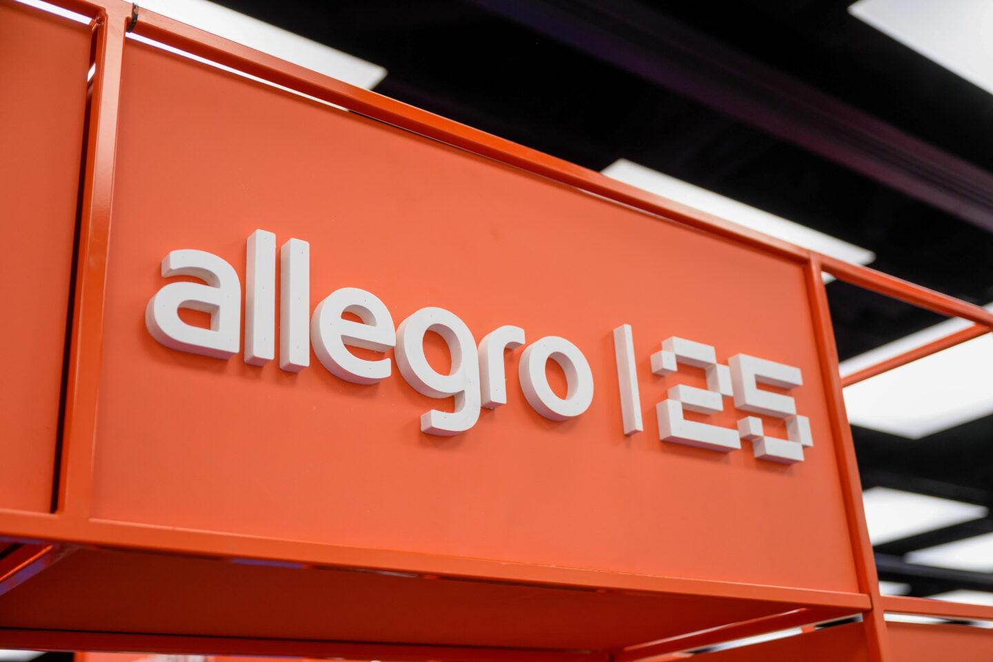 Na zdjęciu logo Allegro