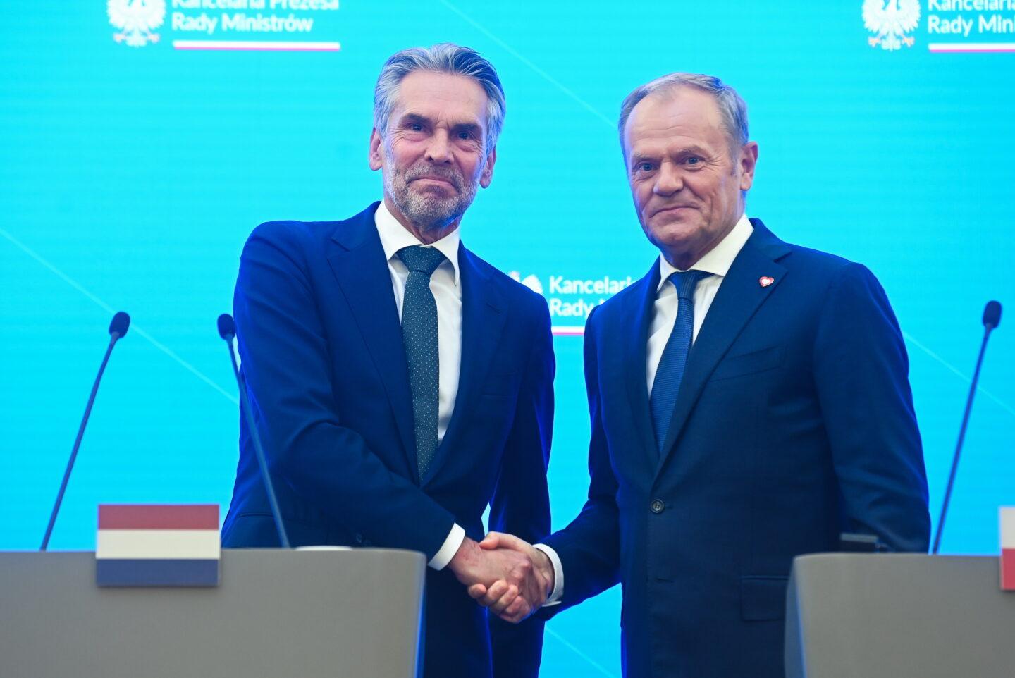 Na zdjęciu premierzy Dick Schoof i Donald Tusk