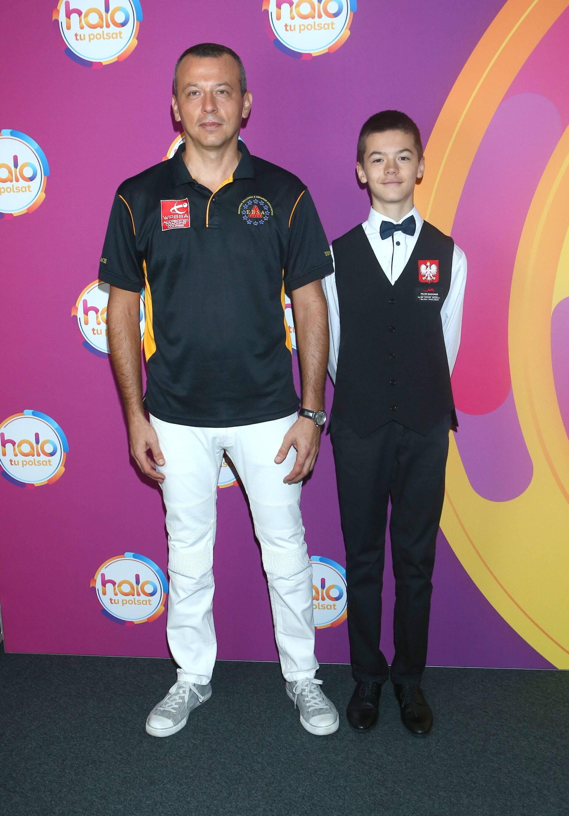 Na zdjęciu polski snookerzysta Michał Szubarczyk wraz z ojcem Kamilem