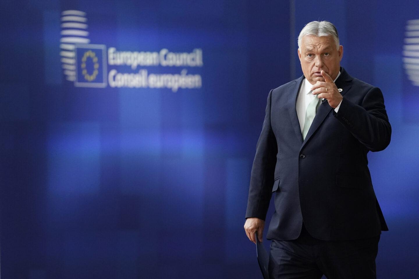 Viktor Orbán przeszedł drogę od młodego, liberalnego opozycjonisty walczącego z postkomunizmem do autorytarnego przywódcy, który zbudował wokół siebie oligarchiczny system władzy. Funkcję premiera Węgier pełni po raz drugi, nieprzerwanie od ponad 15 lat. (fot. Pier Marco Tacca)