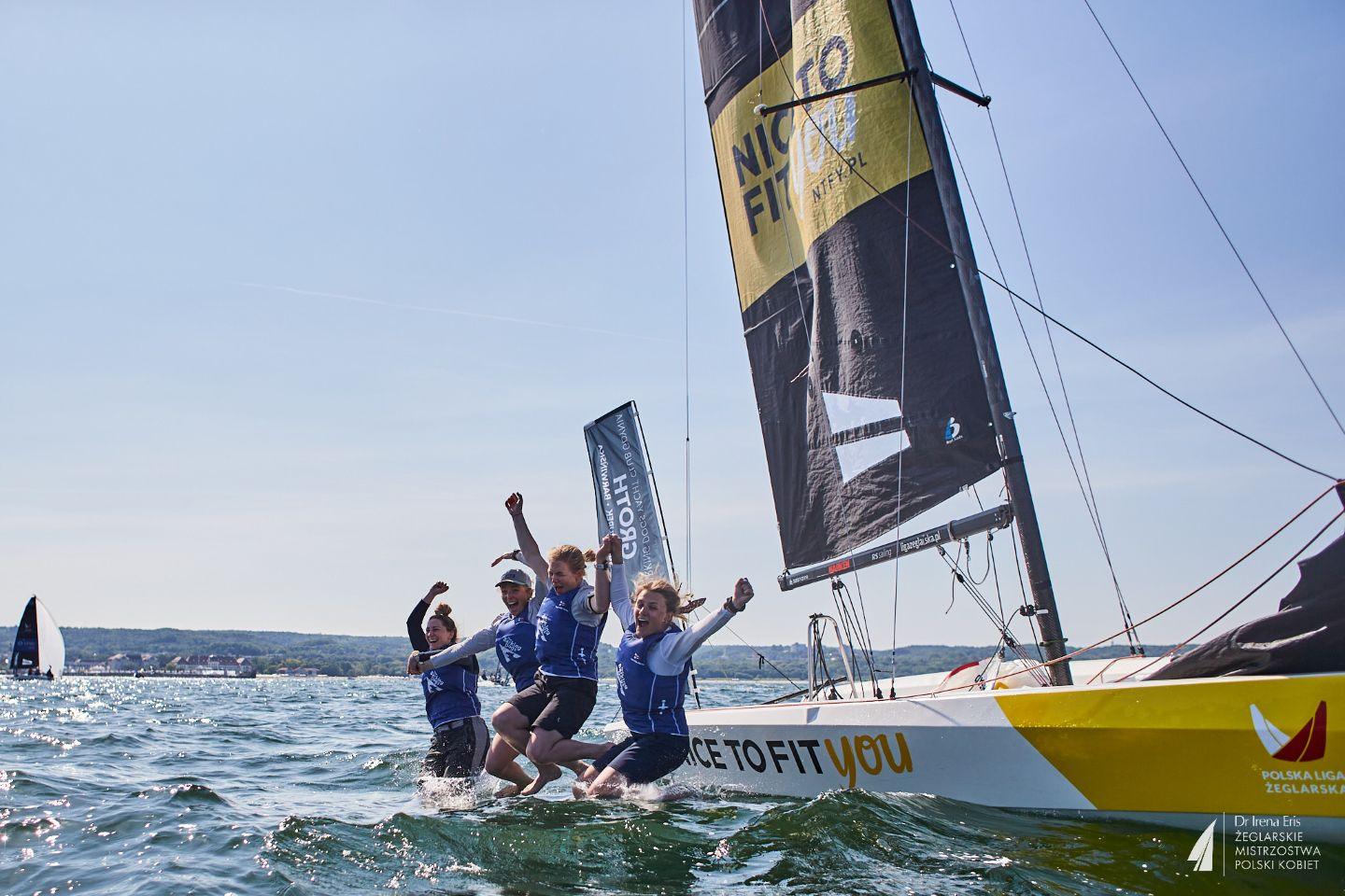 Na zdjęciu kobiety rywalizujące w Mistrzostwach Polski kobiet