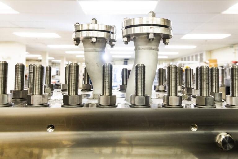 Kluczem do gospodarki zielonego wodoru jest mało znane urządzenie o nazwie rodem z science fiction lat 50. – elektrolizer.