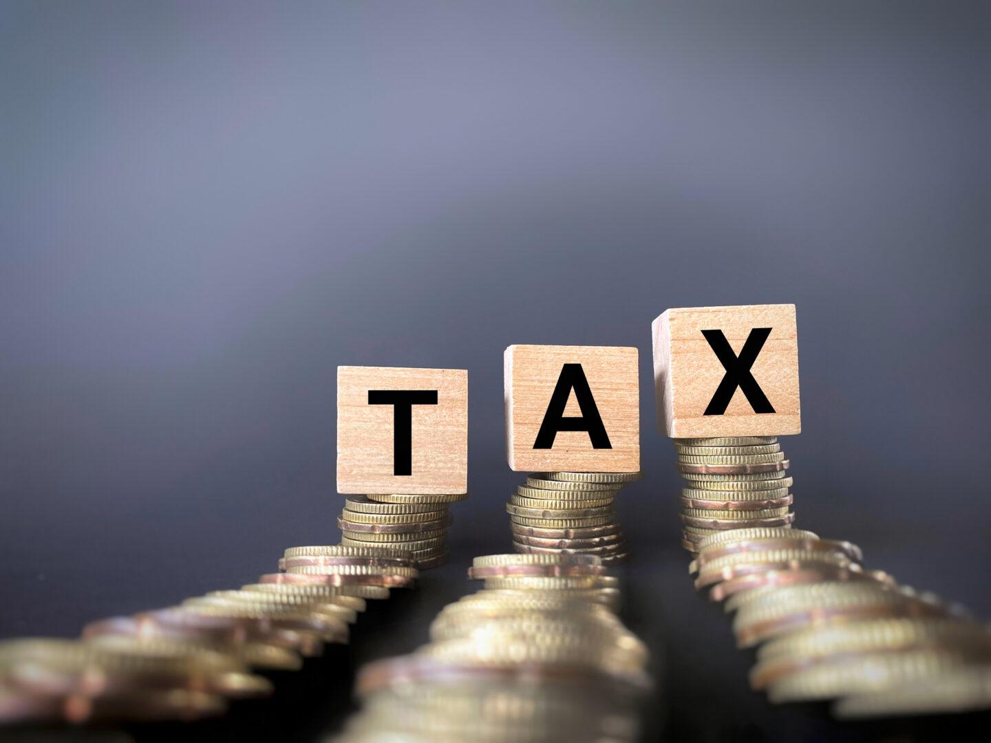 Ministerstwo Finansów przedstawiło dwa projekty ustaw dotyczących zdrowia publicznego. Proponuje aktualizację stawek akcyzy na wszystkie napoje alkoholowe, co jak wyjaśnia, ma na celu ograniczenie spożycia napojów alkoholowych, a w konsekwencji redukcję negatywnych skutków jego nadużycia. Resort przygotowuje również aktualizację ustawy o zdrowiu publicznym, której celem jest ograniczenie ekonomicznej dostępności napojów słodzonych./fot. gettyimages