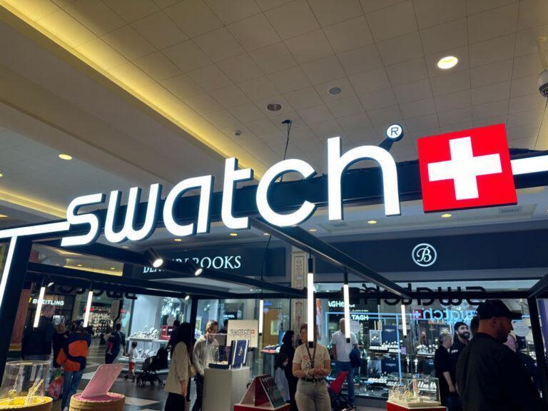 Na zdjęciu sklep Swatch w galerii handlowej