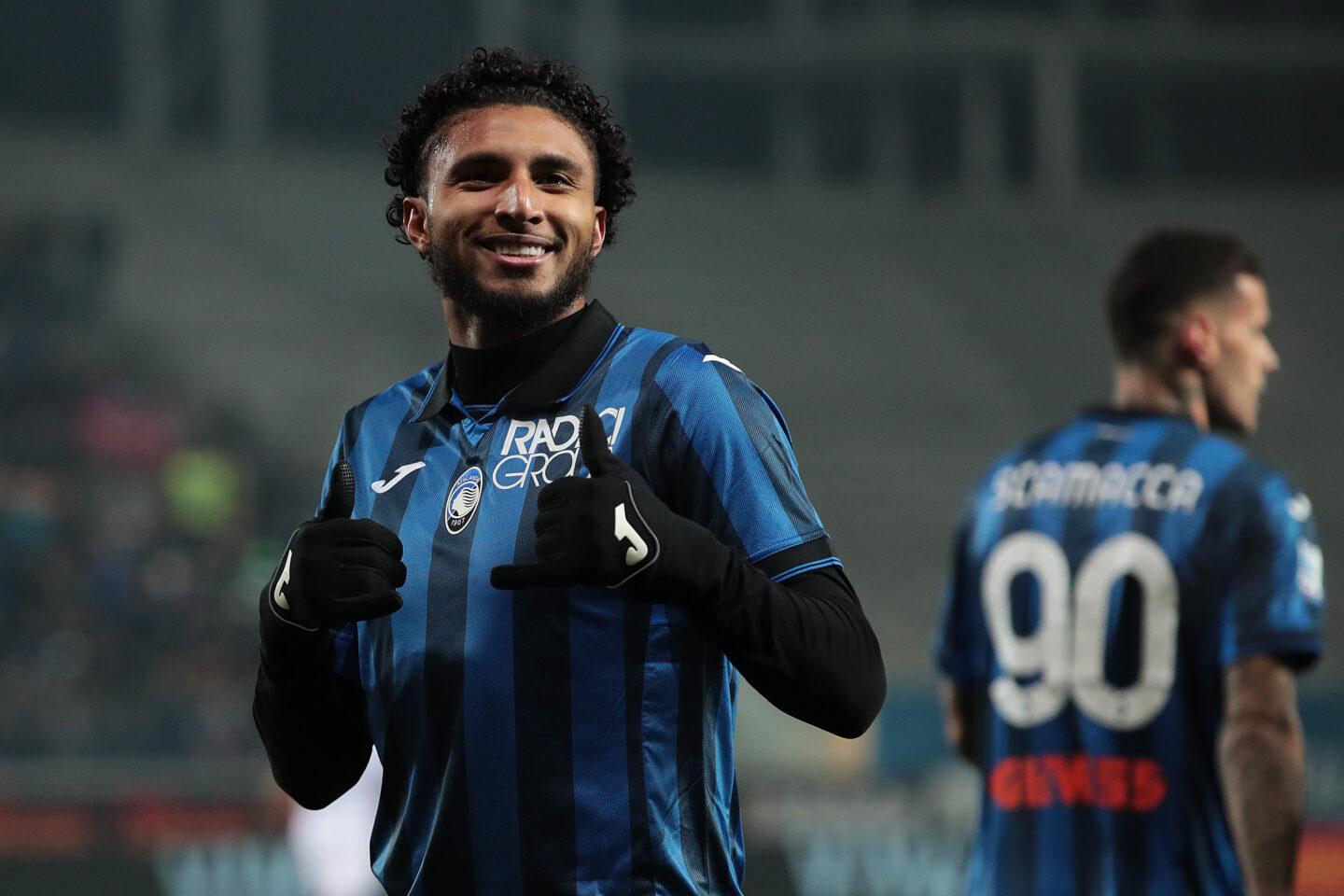 Ederson, Brazylijczyk, będący jednym z odkryć Atalanty, świętuje zdobycie drugiego gola dla swojej drużyny w meczu Serie A z Frosinone Calcio