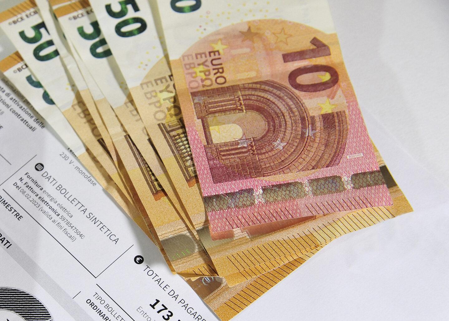 Na zdjęciu banknoty euro