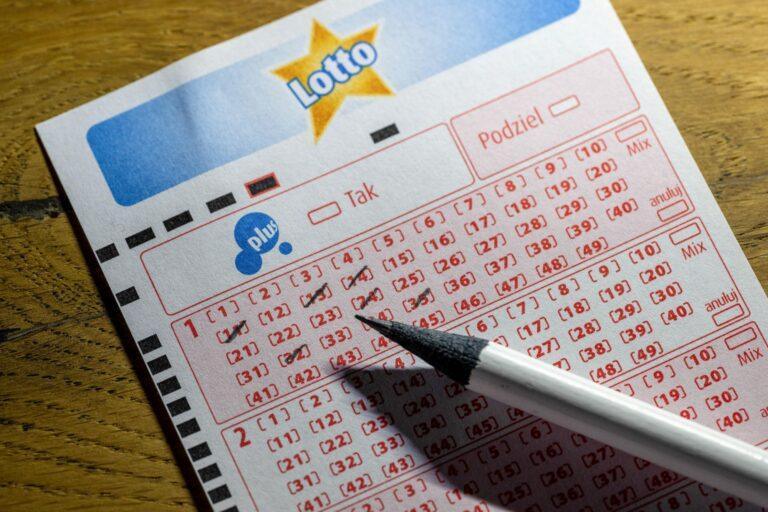 Na zdjęciu: Kupon Lotto
