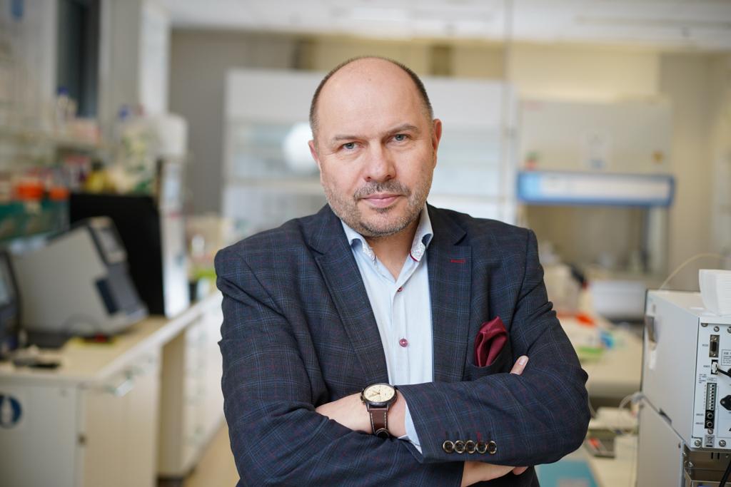 prof. Jemielity, mRNA, badania, nauka, szczepionki, technologie