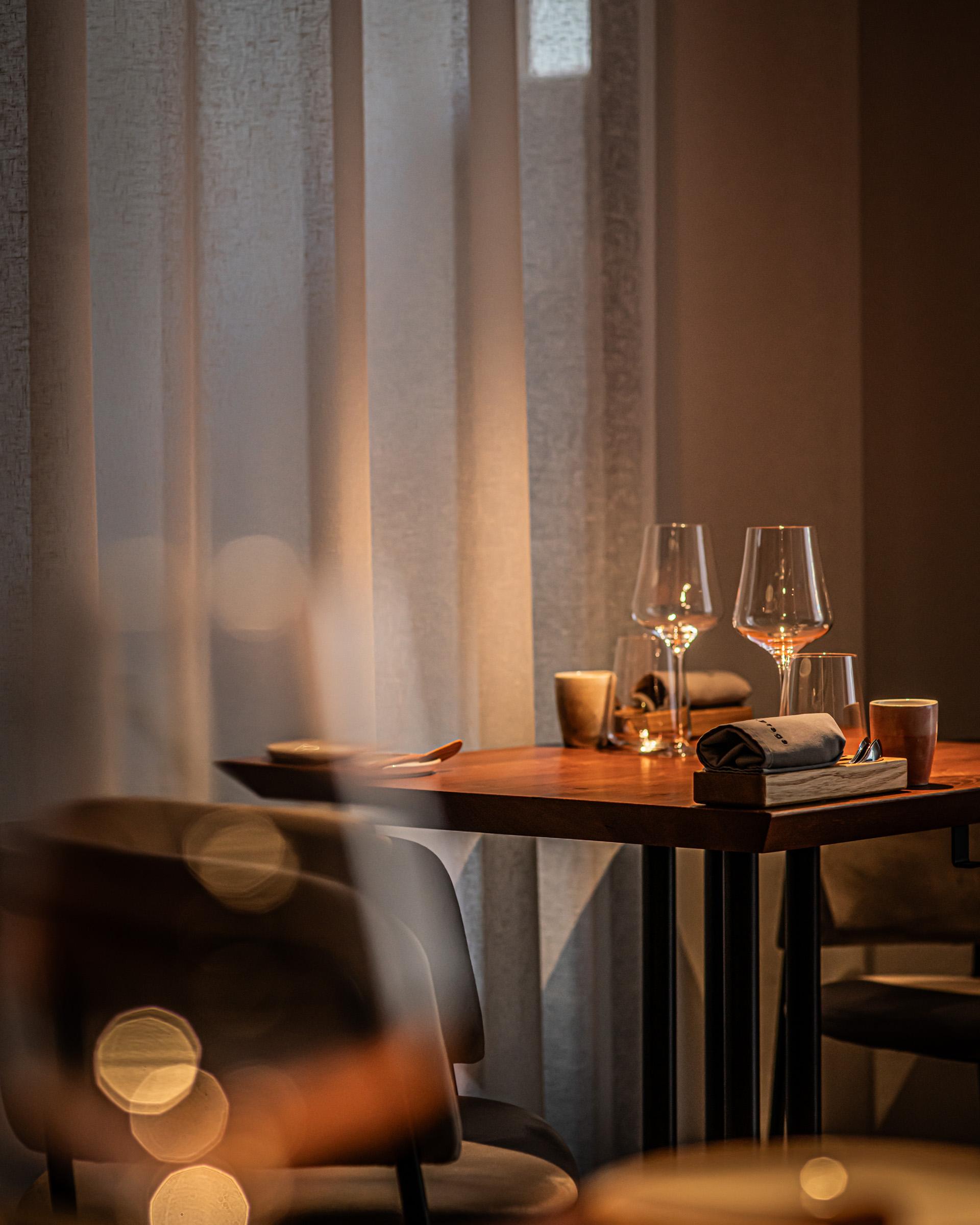 wnętrze restauracji hub.praga