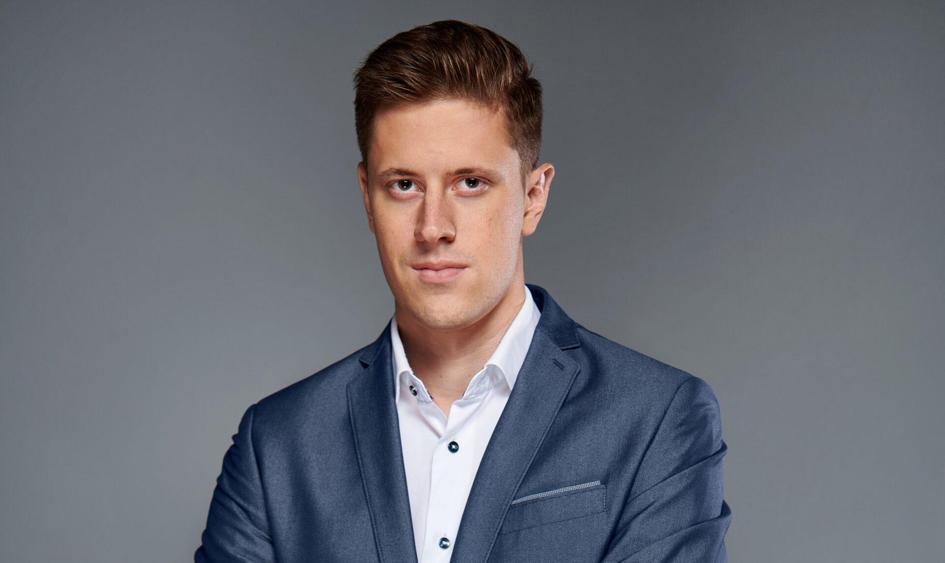 Dawid Leśniakiewicz, współzałożyciel firmy Giganci Programowania