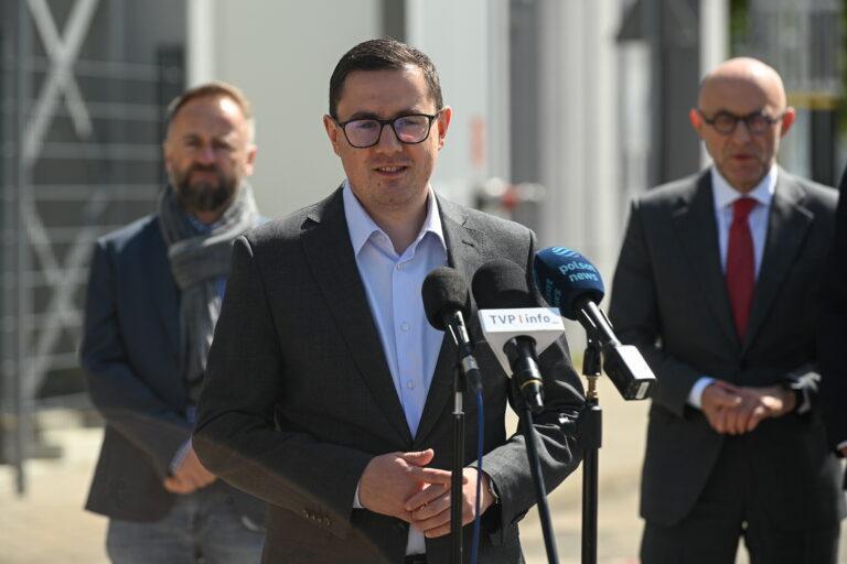 Miłosz Motyka, minister energii