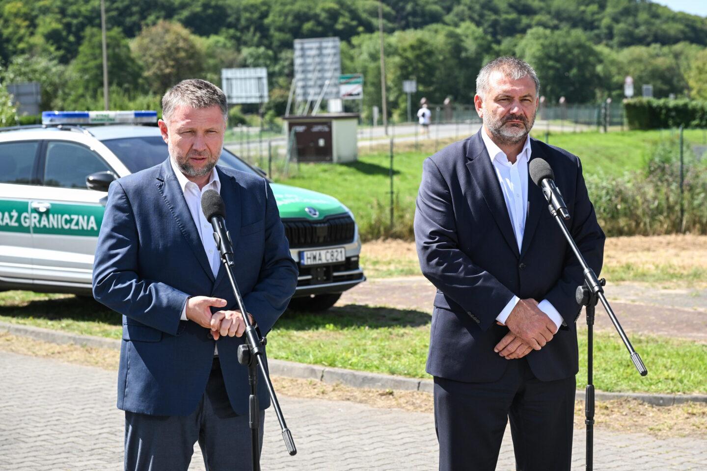 Szef MSWiA Marcin Kierwiński oraz minister sprawiedliwości, prokurator generalny Waldemar Żurek