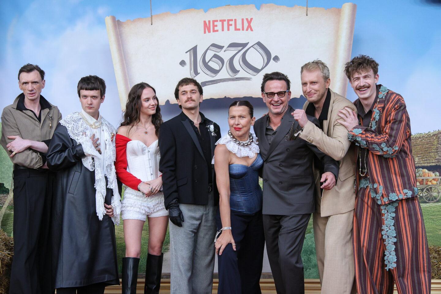 Bohaterów „1670” świetnie znają widzowie są nie tylko w Polsce, ale także w ponad 20 innych krajach na wszystkich kontynentach. (fot. Rafał Guz/PAP)
