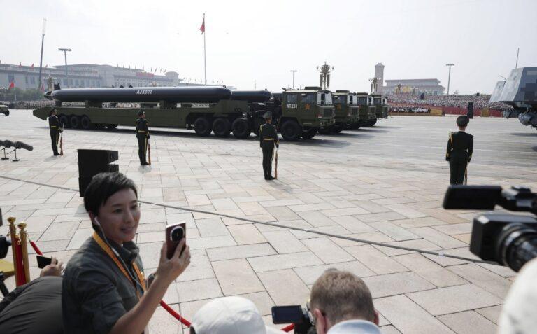 Na zdjęciu: Chińskie drony podwodne AJX002