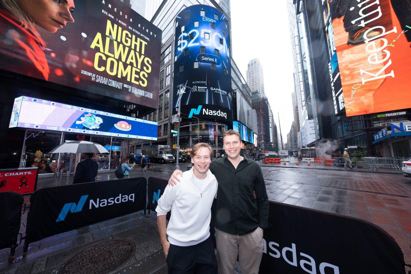 Jakub Labun (z lewej) i Fryderyk Kühn pełnią dziś menedżerskie funkcje w EliseAI. To nowojorski startup i jednorożec, podbijający świat nieruchomości