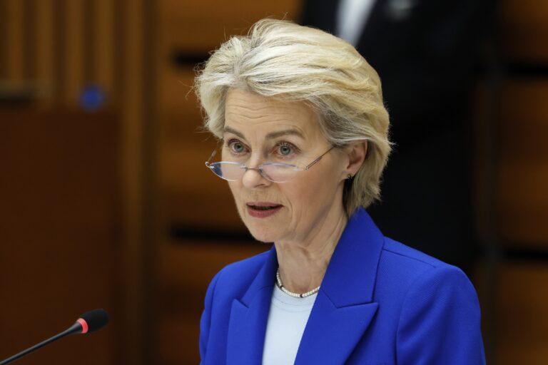 Ursula von der Leyen, przewodnicząca Komisji Europejskiej, przemawia podczas konferencji biznesowej w Tokio, w Japonii, w środę 23 lipca 2025 r.