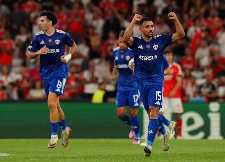 Radość Leandro Andrade po strzeleniu gola w meczu z Benficą Lizbona w pierwszej kolejce fazy ligowej Ligi Mistrzów. Spotkanie zakończyło się sensacyjnym zwycięstwem Karabachu Agdam