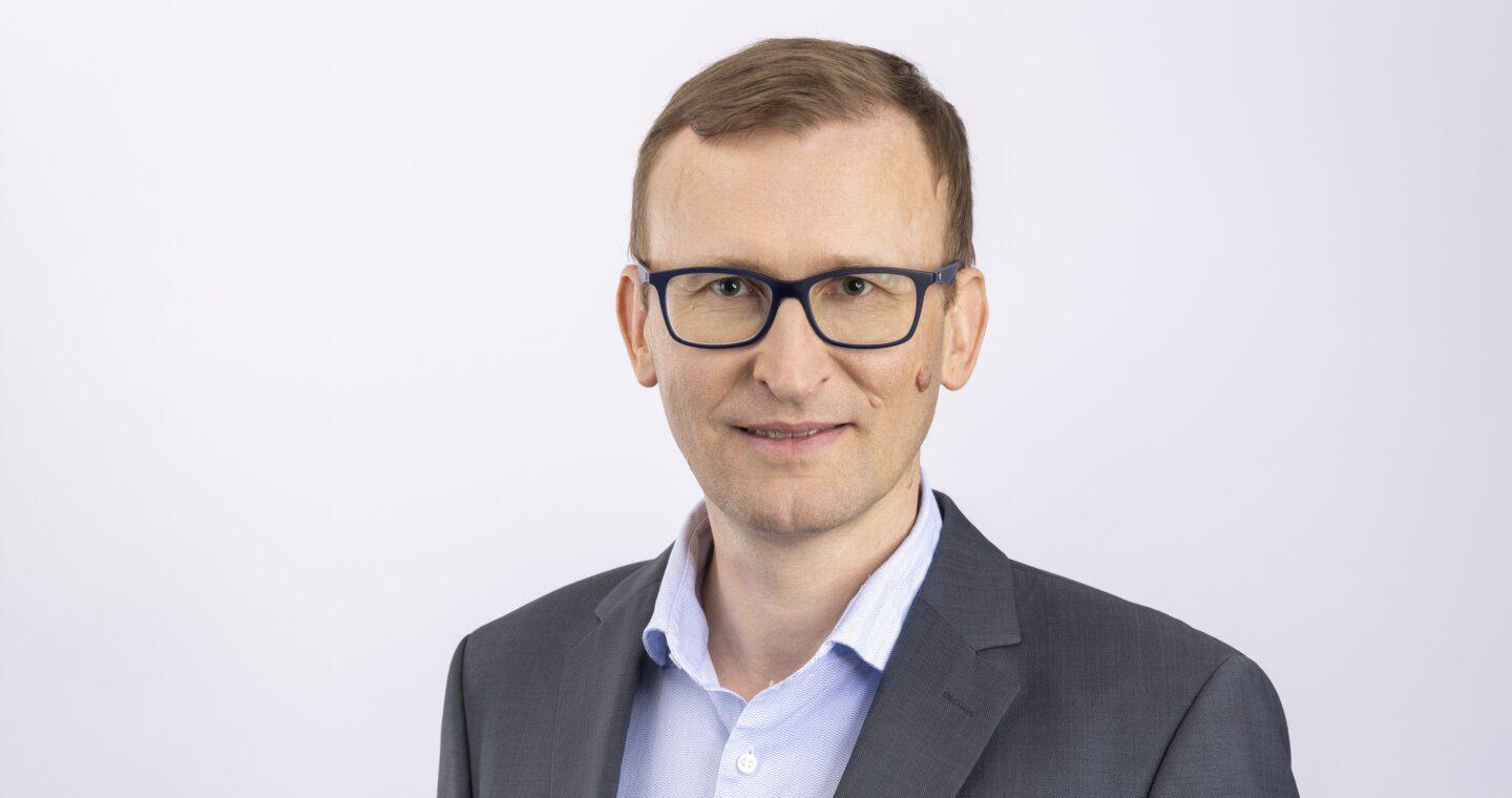 Mateusz Borowiecki, założyciel firmy OptiBuy