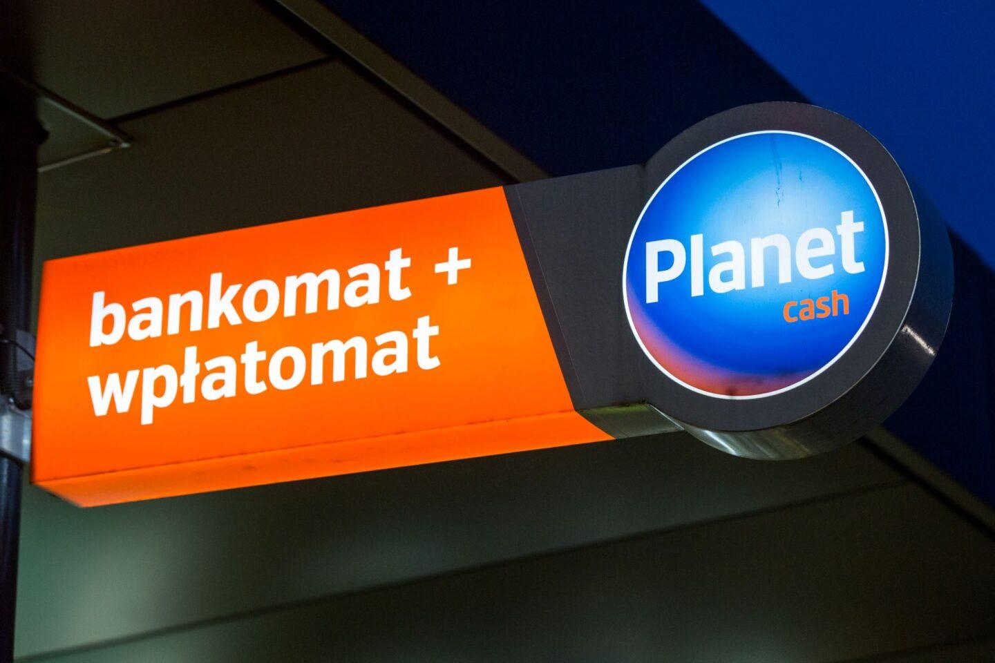 Na zdjęciu bankomat Planet Cash