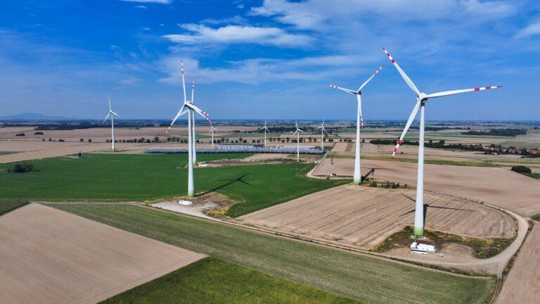 Fabryka Promet-Plast napędzana przez instalacje OZE.