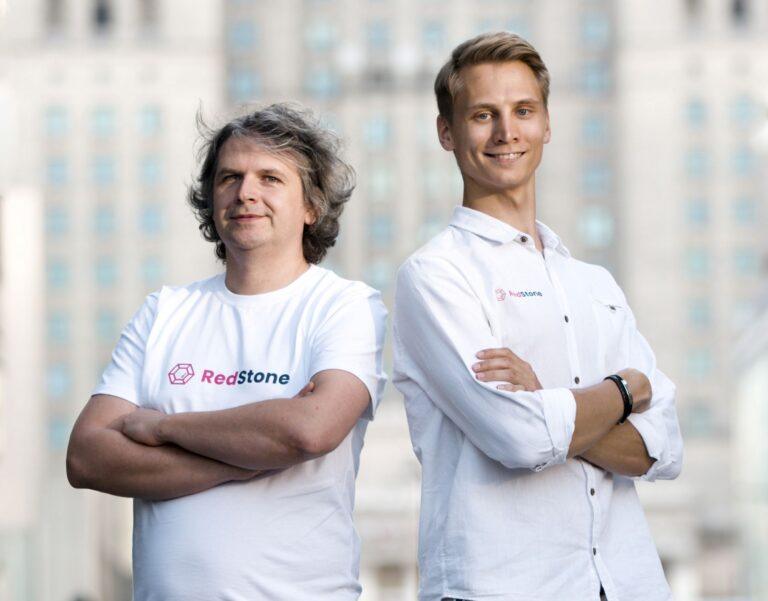 Jakub Wojciechowski oraz Marcin Kaźmierczak, twórcy RedStone