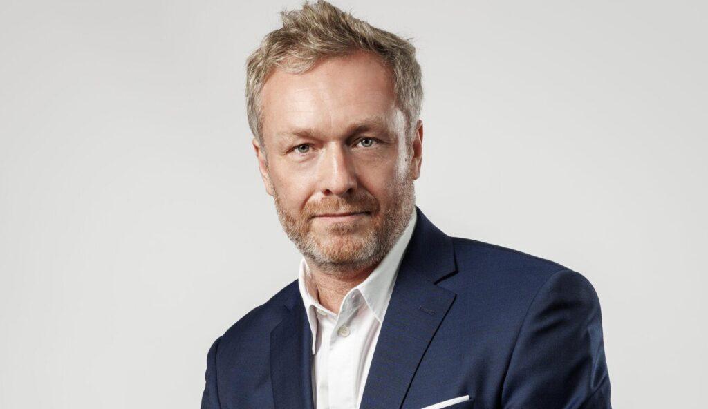 Robert-Zydel_Dyrektor-Fabryki-Czekolady-EWedel-scaled