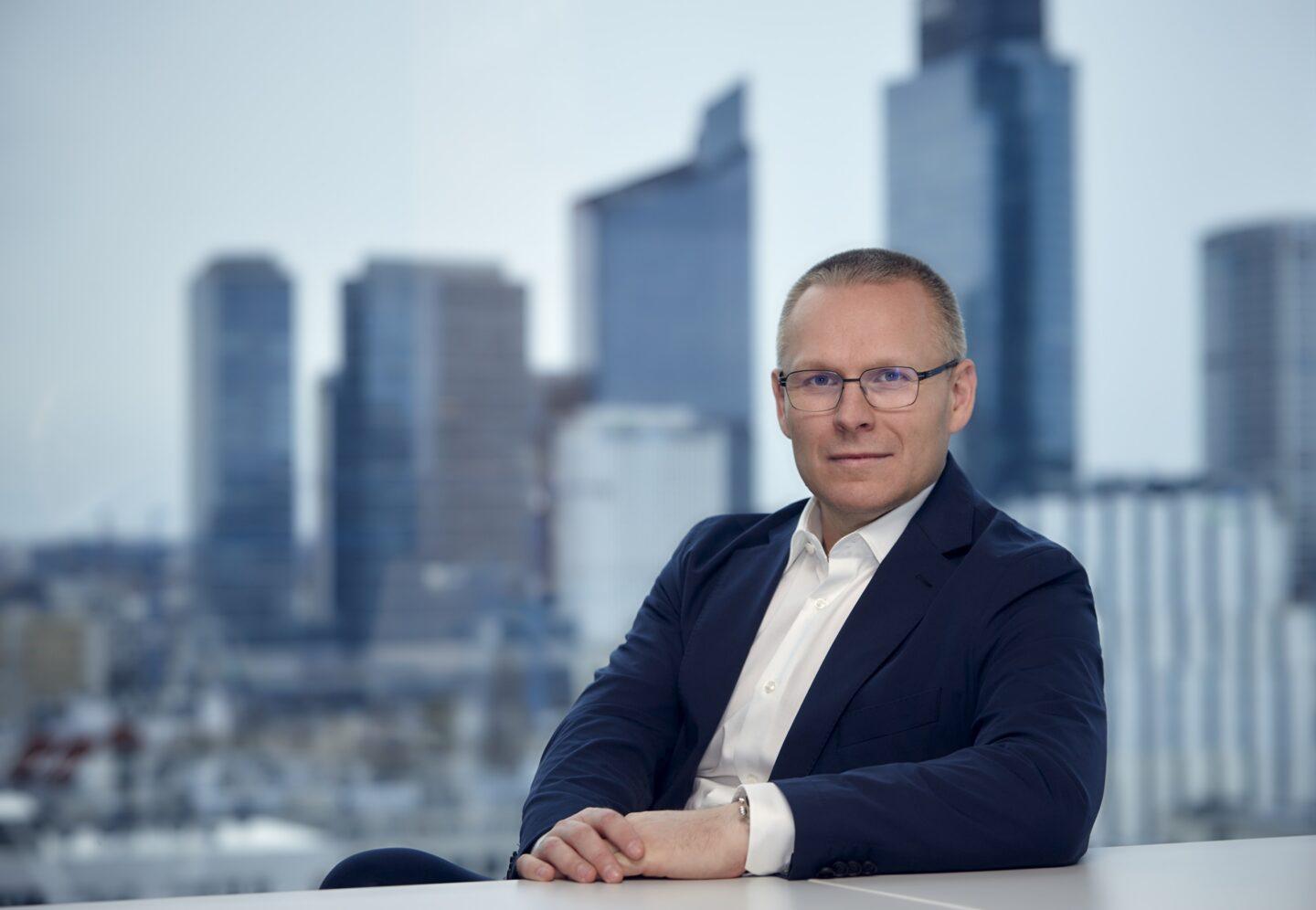 SAP w Polsce przeszedł gruntowną rewolucję. Zmiana była pionierska w skali całej Europy. Niemieckich szefów firmy udało się przekonać, ale ryzyko było spore. O detalach opowiada Piotr Ferszka, prezes SAP w Polsce