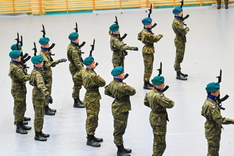 pokaz musztry klasa mundurowa