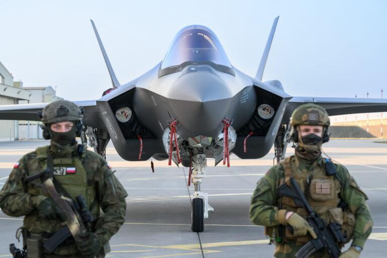 Husarze, gdzie wasz koncerze! Pocisków AMRAAM do F-35 nie będzie.