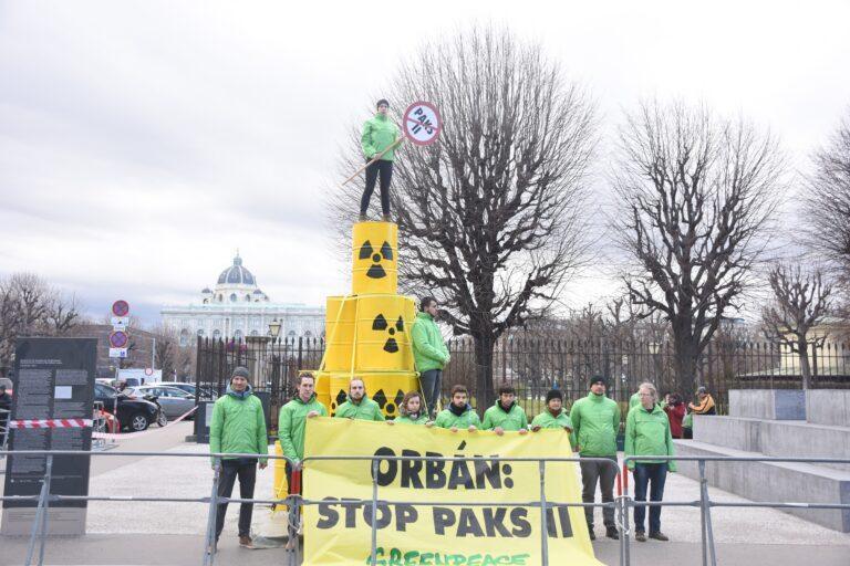 Austriacy od lat protestują przeciwko rozbudowie węgierskiej elektrowni atomowej. Ostatni wyrok TSUE to ich wielki sukces (fot. Askin Kiyagan/Anadolu Agency)