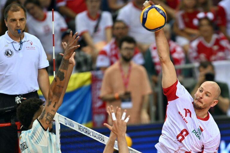 Na zdjęciu siatkarz Bartosz Kurek, kapitan reprezentacji Polski