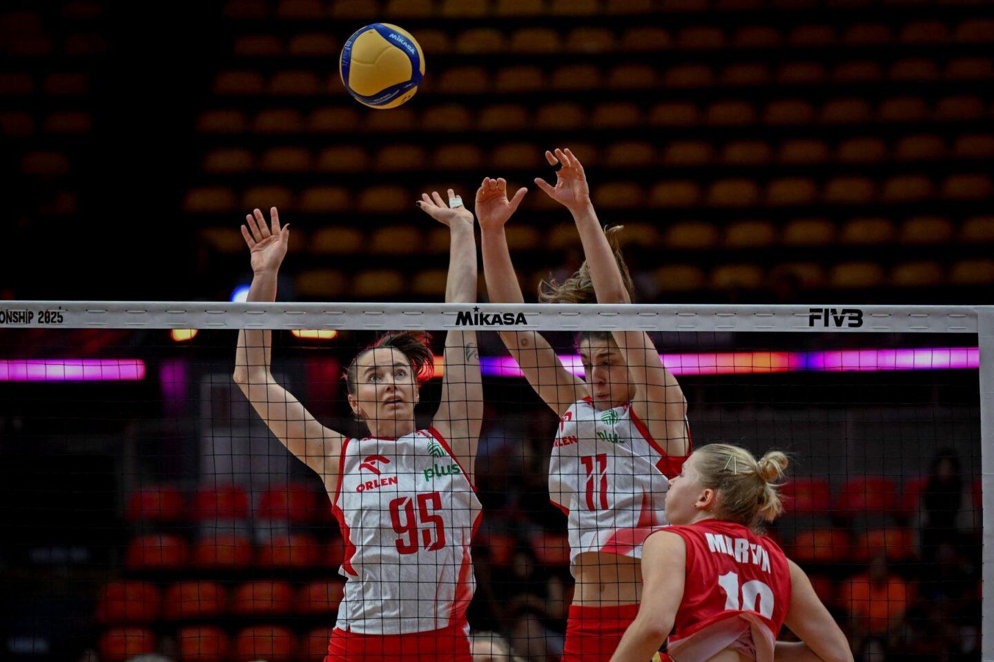 Na zdjęciu polskie siatkarki w meczu z Belgią na mistrzostwach świata w Tajlandii.