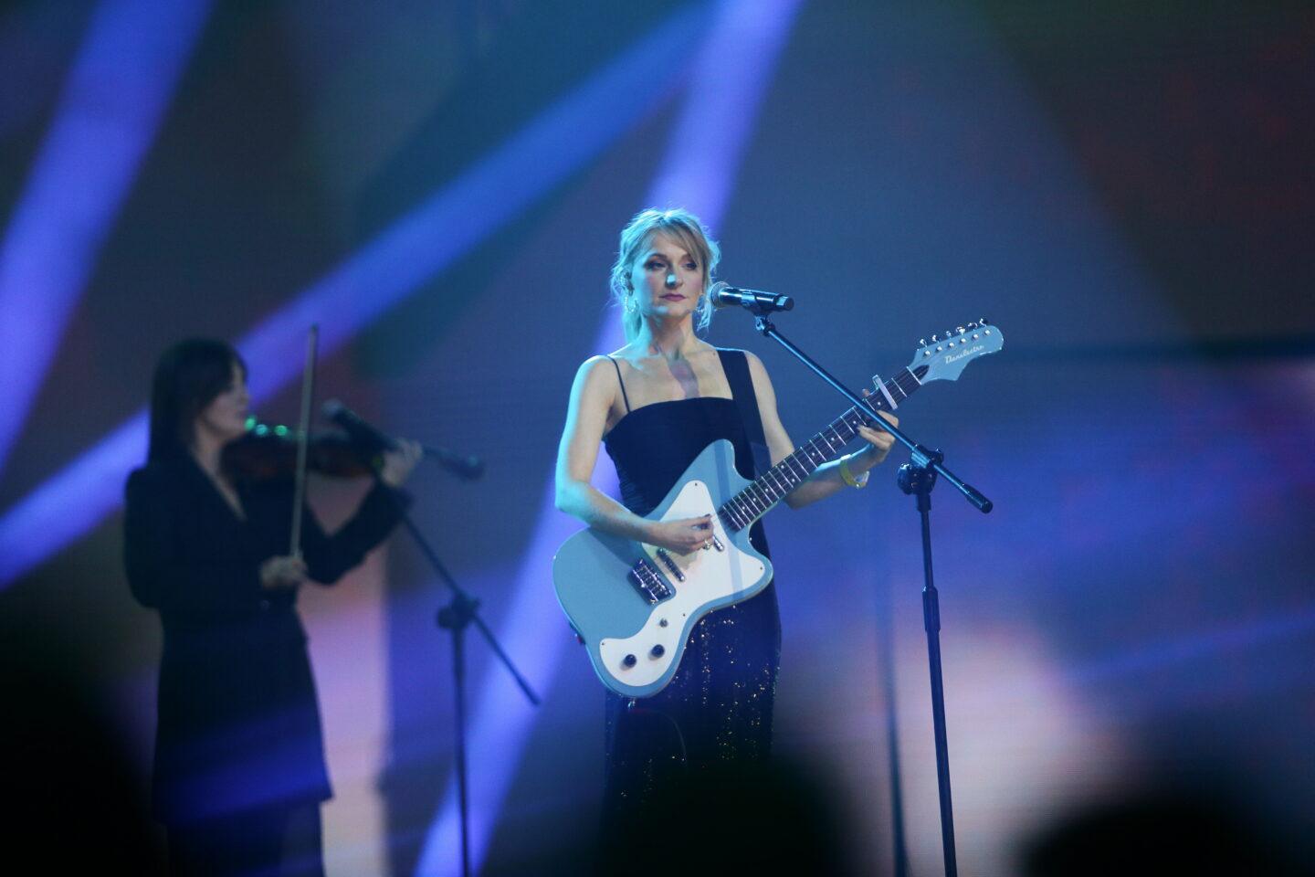 Kaśka Sochacka, laureatka tegorocznych Fryderyków za Album roku pop i Singiel roku pop i jedna z najchętniej kupowanych polskich artystek. (PAP/Jarek Praszkiewicz)