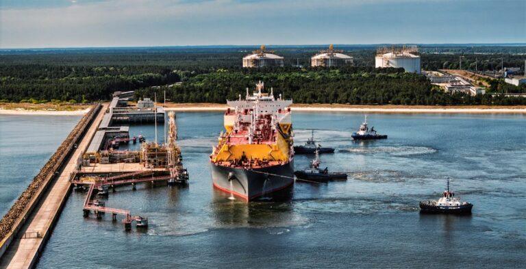 Dostawa LNG do portu w Świnoujściu