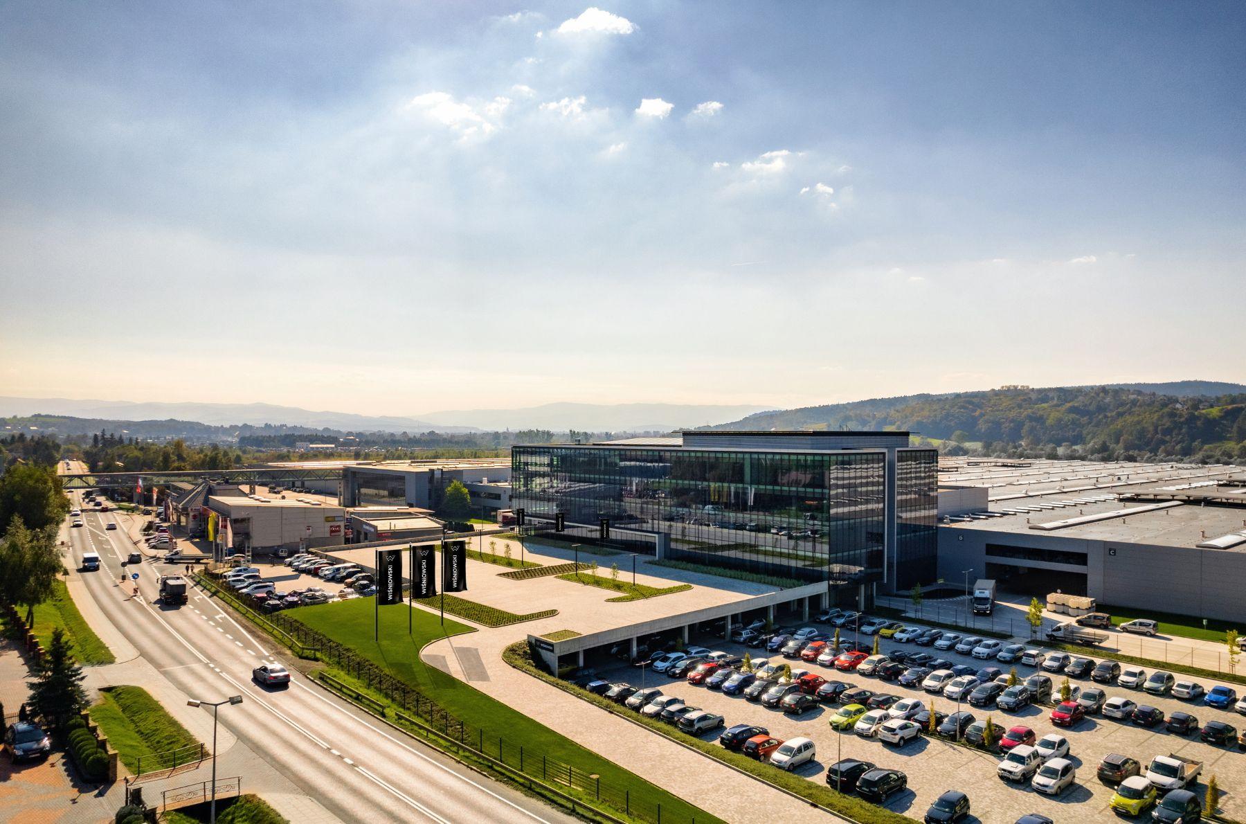 Fabryka firmy Wiśniowski w Wielogłowach.