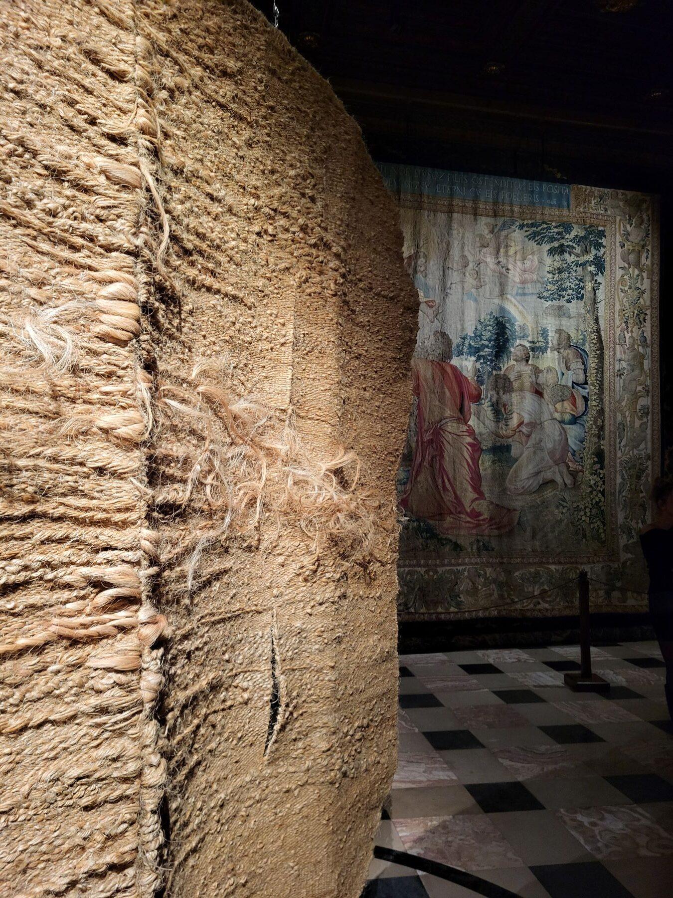 wystawa Abakanowicz na Wawelu.