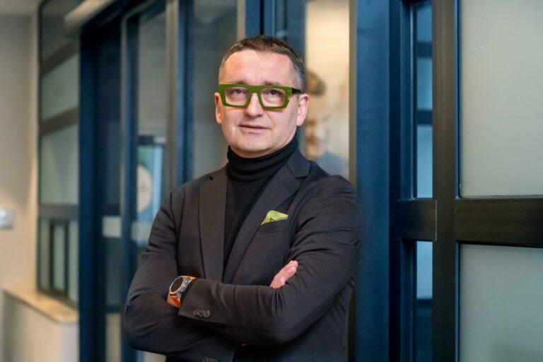 Na zdjęciu Artur Olech