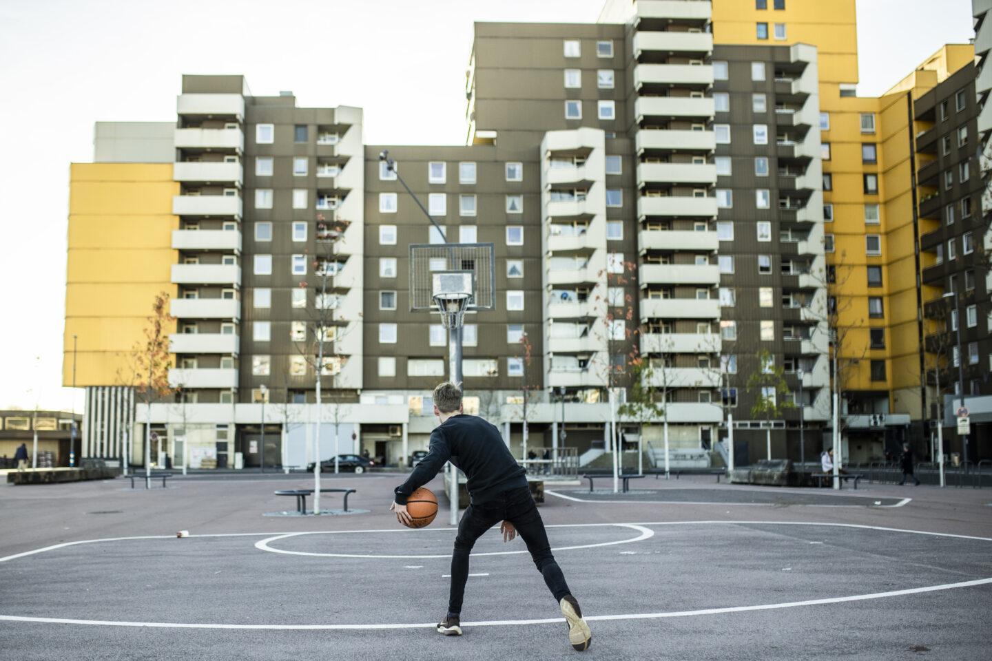 młodzież praca bezrobocie