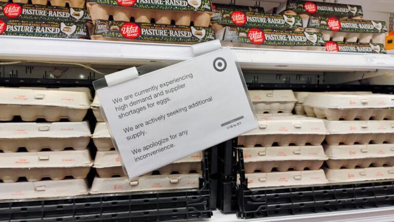 Brak jajek w sklepie