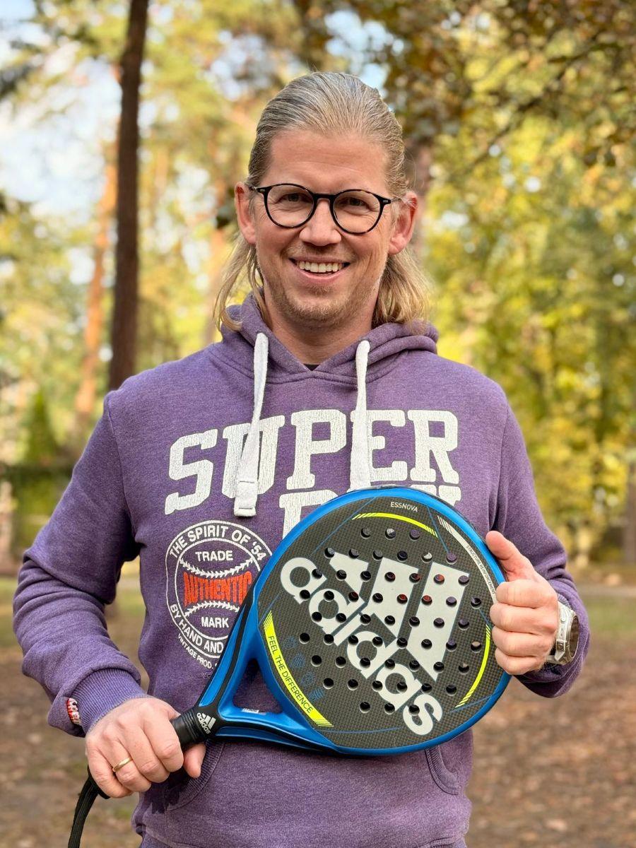 Na zdjęciu Jan Brynczak, założyciel pierwszego w Polsce klubu padlowego