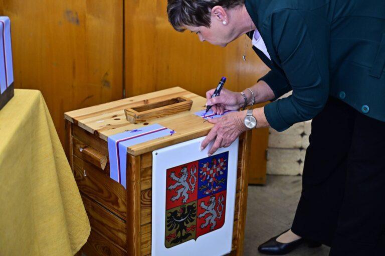 Na zdjęciu: Urna wyborcza w Czechach