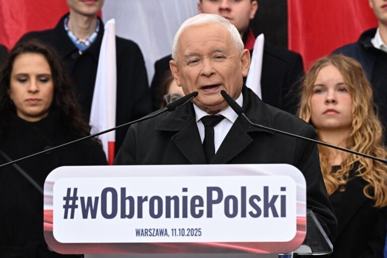 Prezes PiS Jarosław Kaczyński (podczas manifestacji zwolenników Prawa i Sprawiedliwości