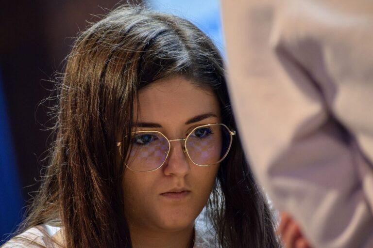 Na zdjęciu polska szachistka Oliwia Kiołbasa