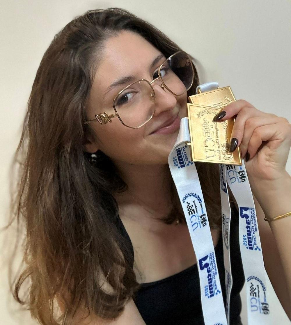 Na zdjęciu polska szachistka Oliwia Kiołbasa