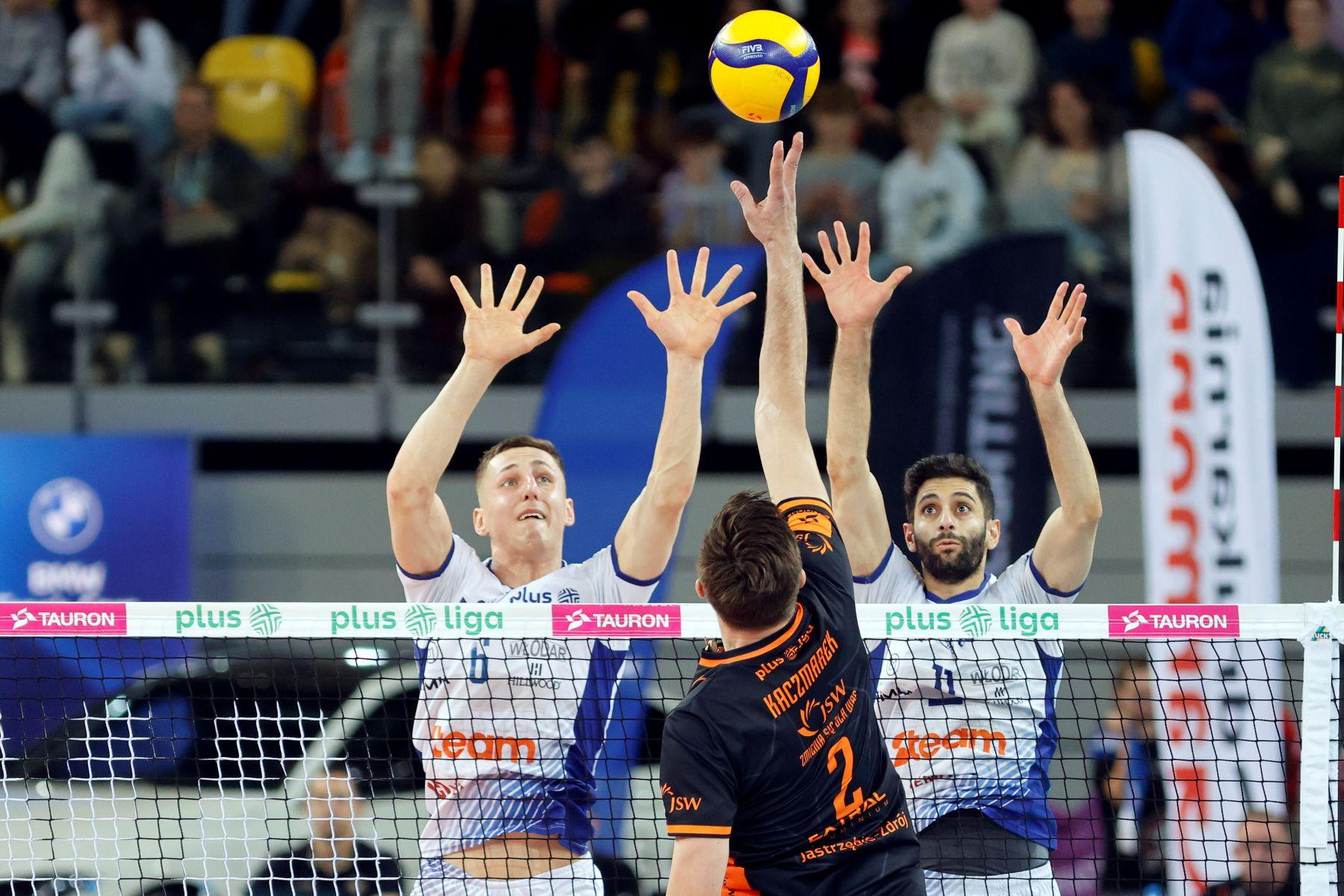 Na zdjęciu siatkarze drużyny Norwid Częstochowa w meczu z Jastrzębskim Węglem