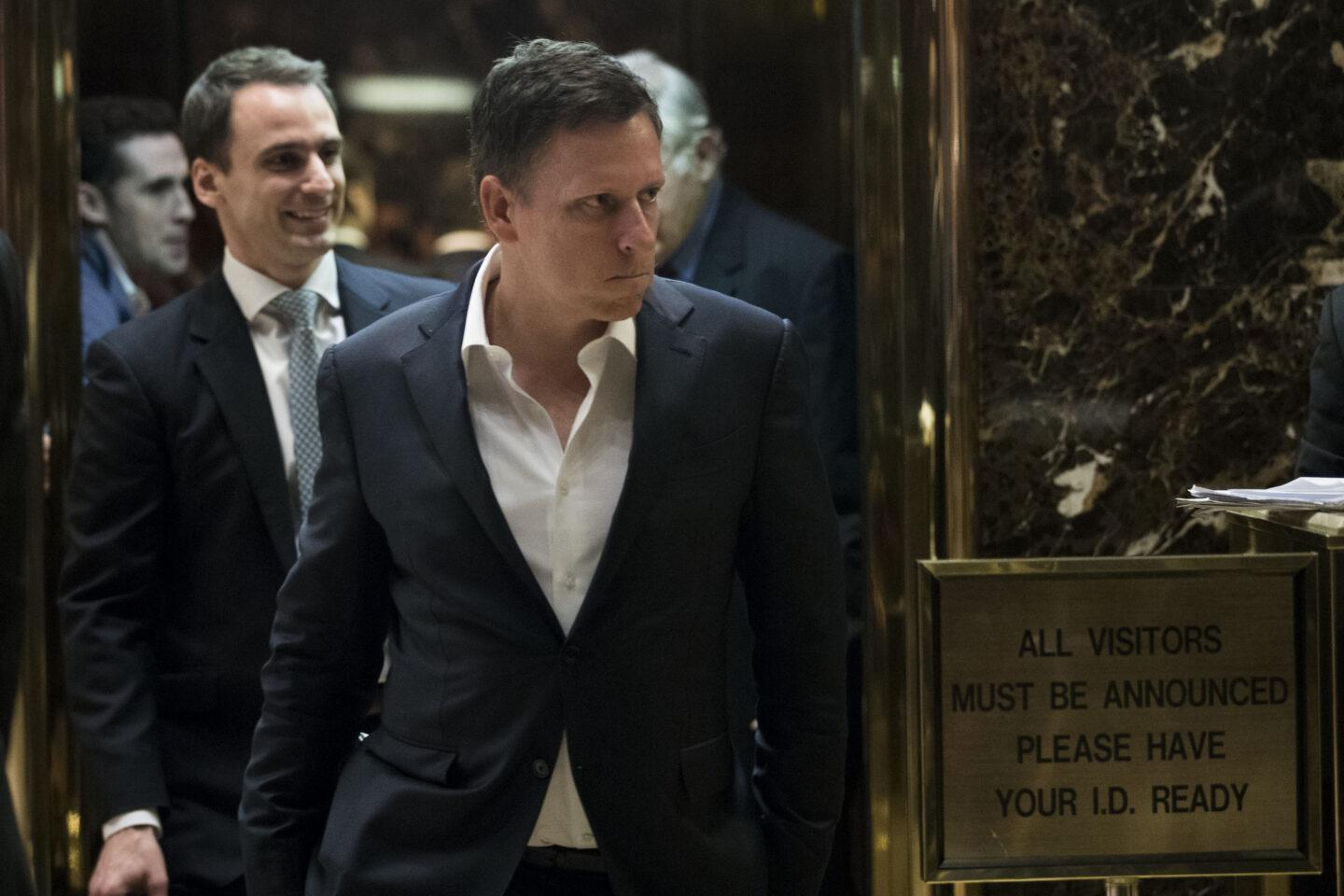 Na zdjęciu Peter Thiel po wizycie u prezydenta-elekta Donalda Trumpa w nowojorskim Trump Tower, listopad 2016 r.
