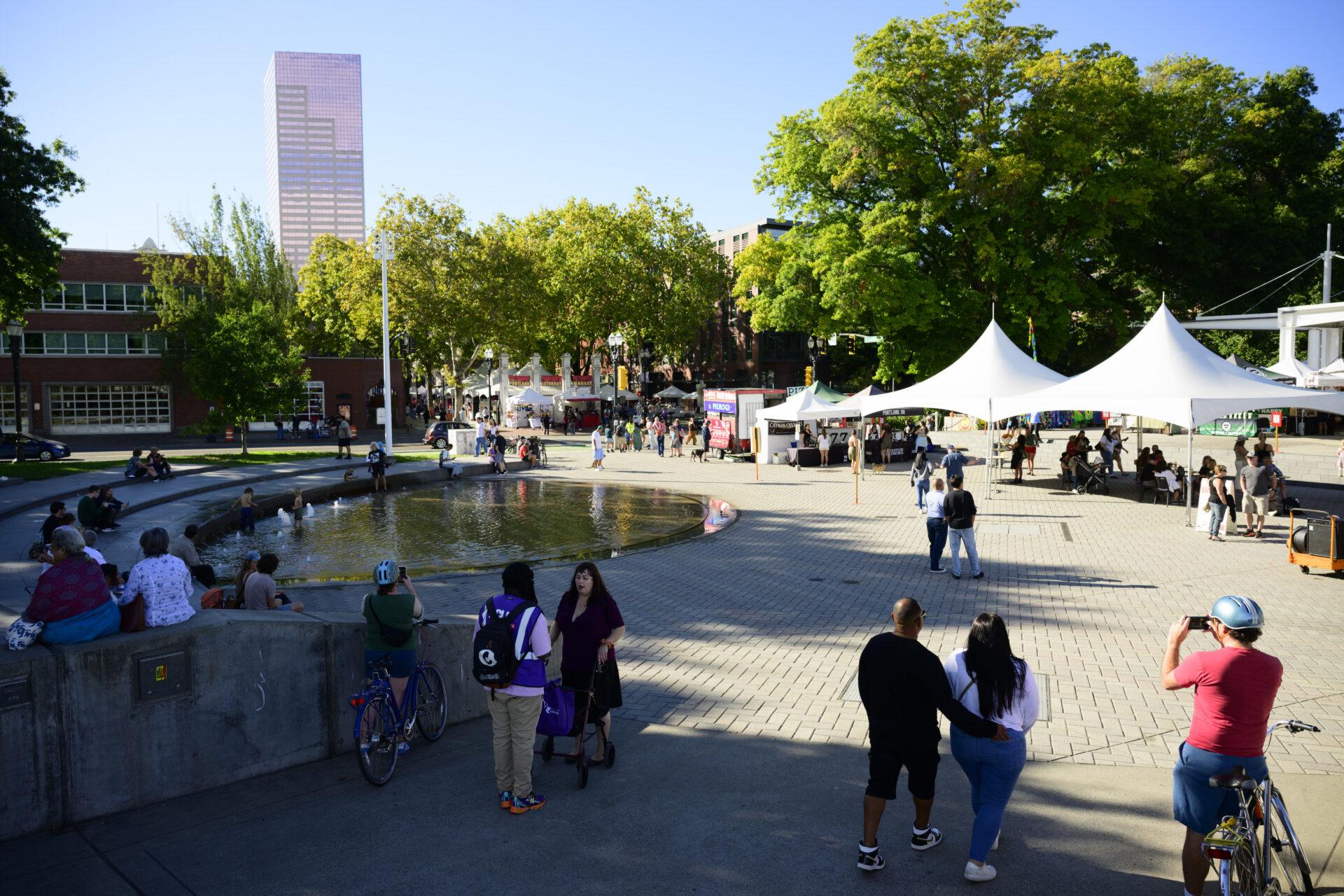 Na zdjęciu centrum Portland w dniu, w którym Trump wysłał do „pogrążonego w stanie wojny" miasta wojsko