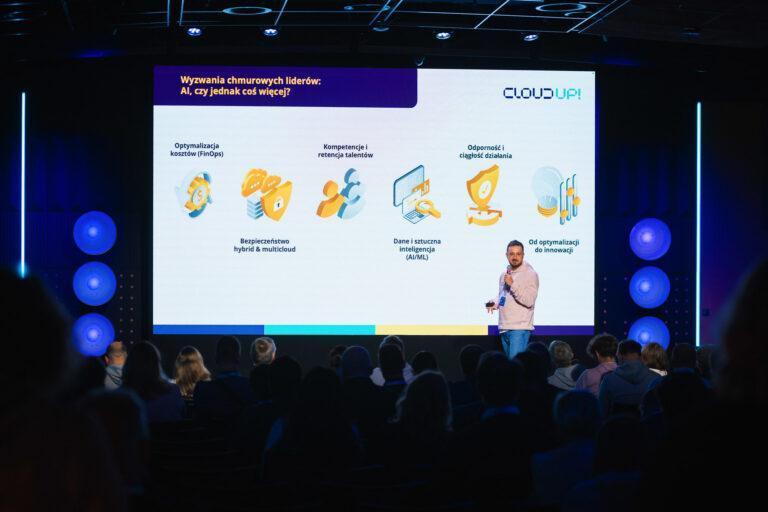 Zdjęcie z konferencji CloudUP! organizowanej przez OChK